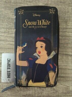 Disney Snow White and The Seven Dwarfs Storybook Zip Around Wallet
